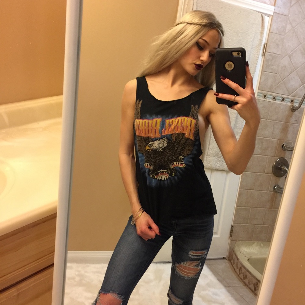 BLACK GRAPHIC MUSCLE TEE TANK TOP LACE BACK BOHO